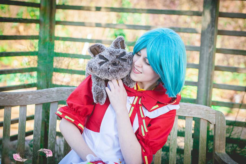 Red Riding Hood Miku P1 | Cosplay Amino