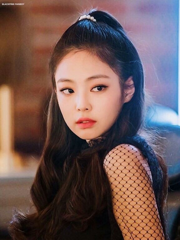 Mañana en mi país cumple la hermosa jennie kim 😍😍 | •BLACKPINK• Amino