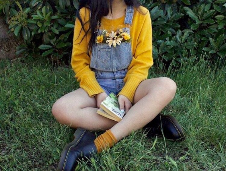 korean yellow outfit