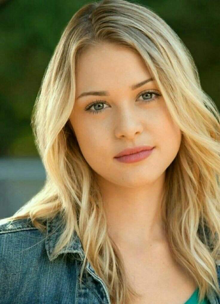 Sweet blond girls