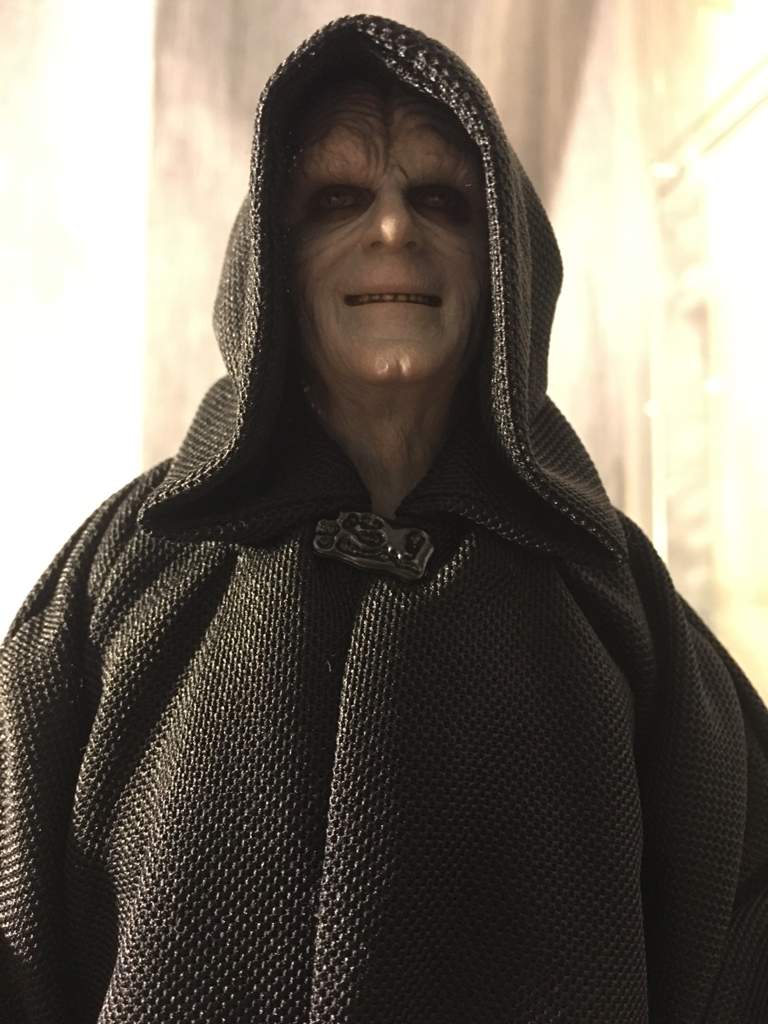 hot toys emperor palpatine deluxe