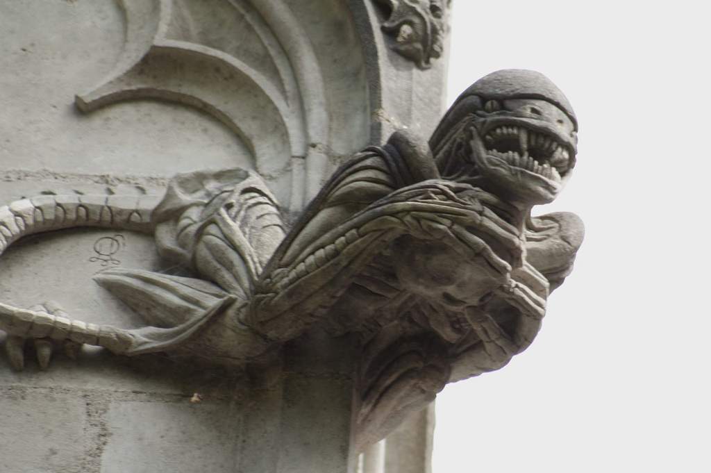 MEDIEVAL EUROPEAN GARGOYLES Wiki Monster Facts Amino