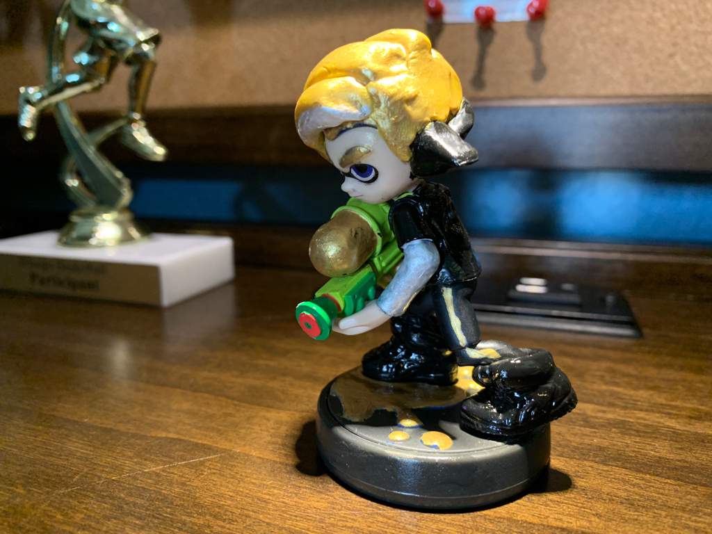 splatoon gold amiibo