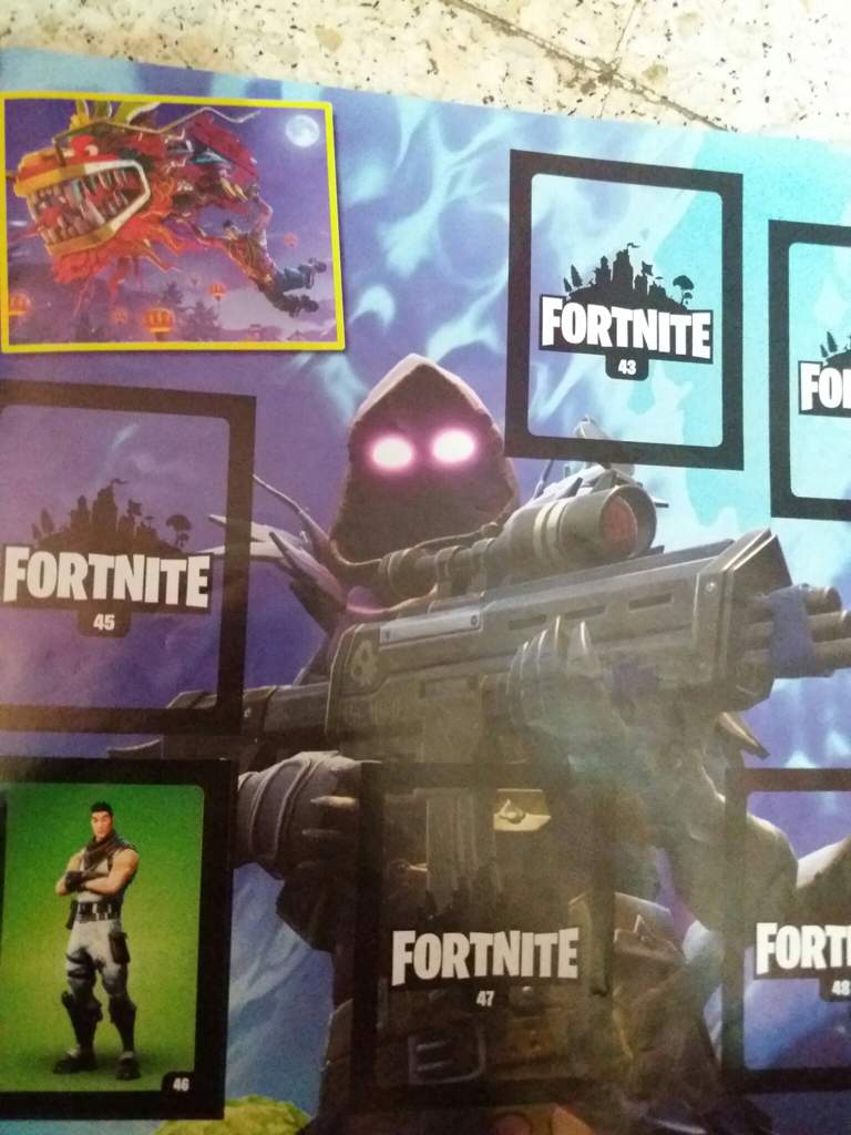 My Fortnite Album Fortnite Battle Royale Armory Amino - i have very few stickers because when i go to buy them they never have i feel like i bought the album in vain but meh