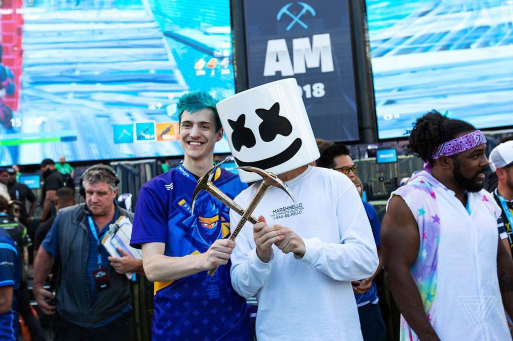 Just Came Back From Epic Games And Played Fortnite With - fortnite marshmello event roblox