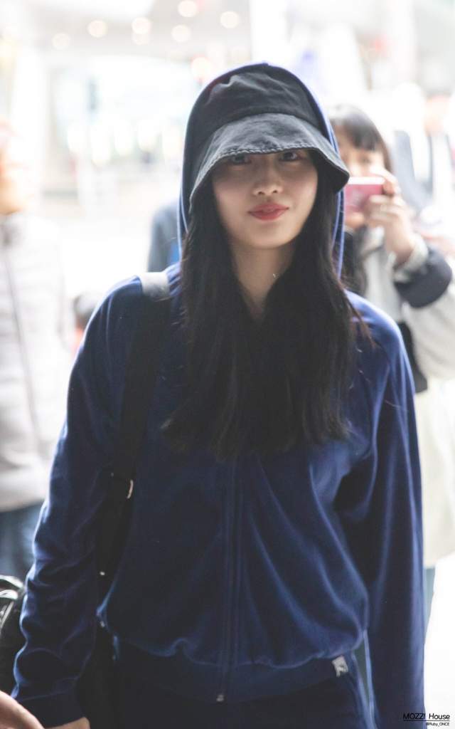 twice momo hoodie