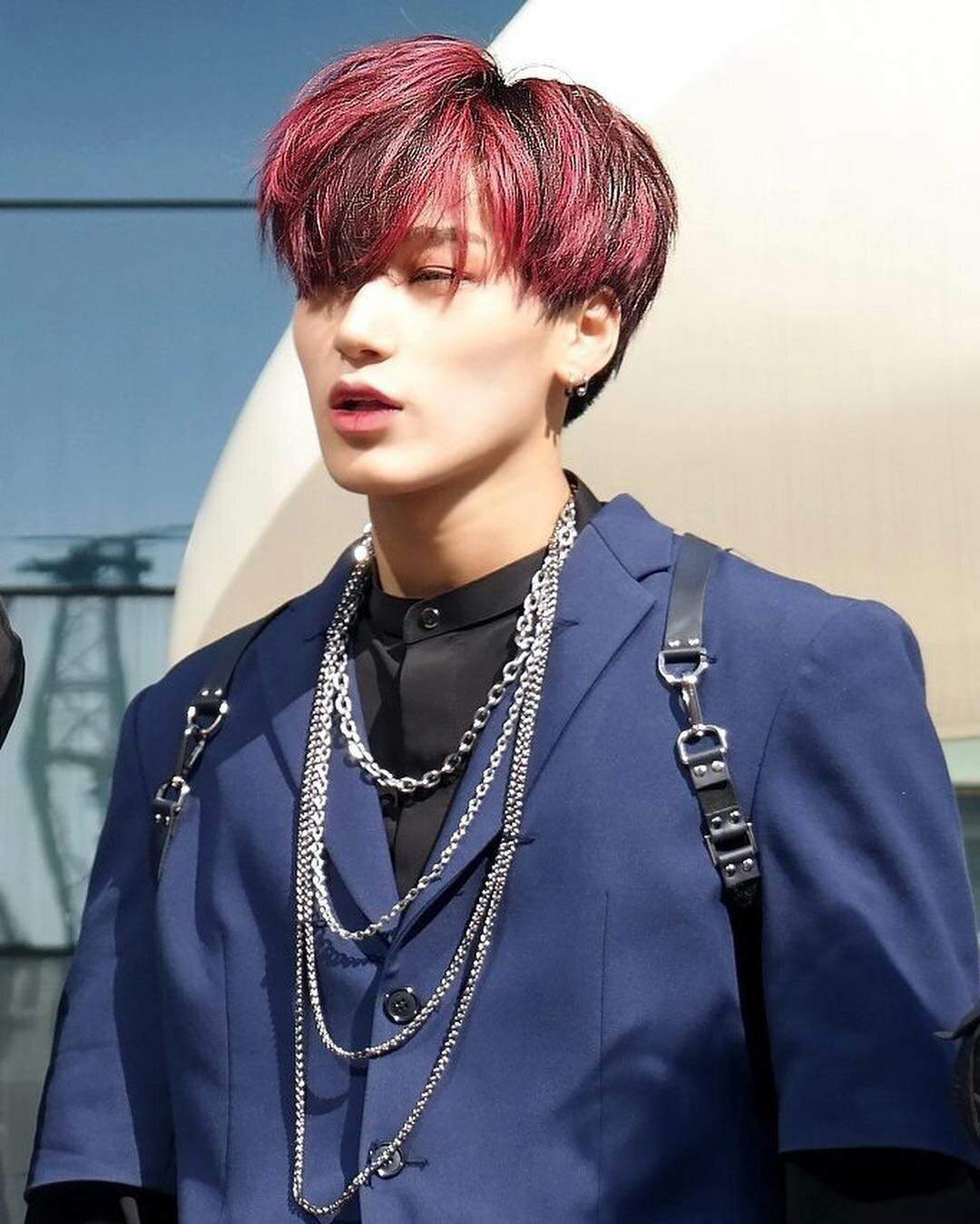 San has been owning this hair color💯😍 | ATEEZ 에이티즈 AMINO Amino