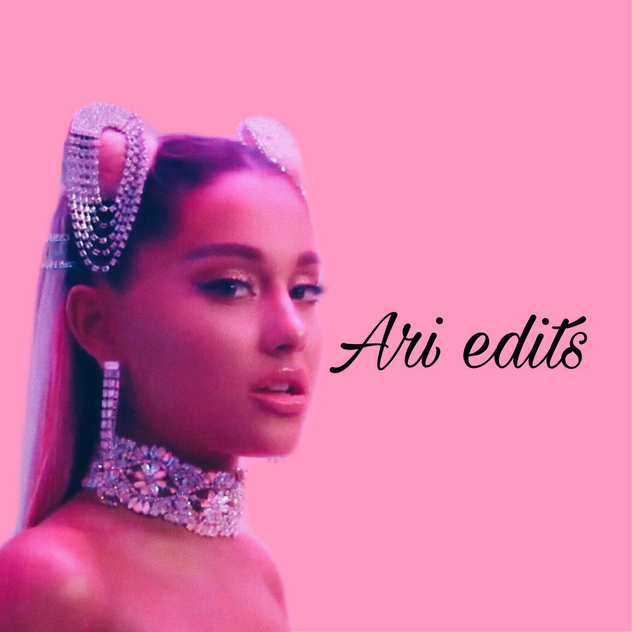 Ari edits | Ariana Grande Amino