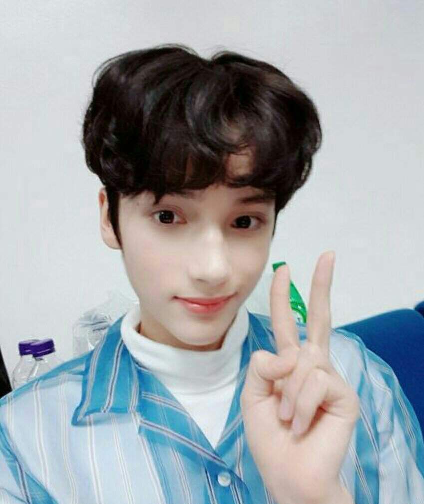 Hueningkai | Wiki | TXT (투모로우바이투게더) Amino