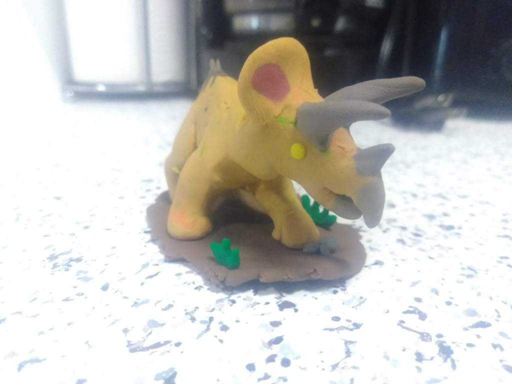clay triceratops