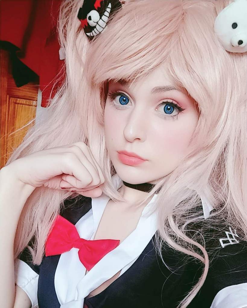 My second time cosplaying junko and i already see improvement ...