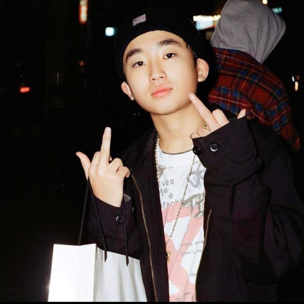 KHH Artists To Look Forward To In 2019! | K-Pop Amino