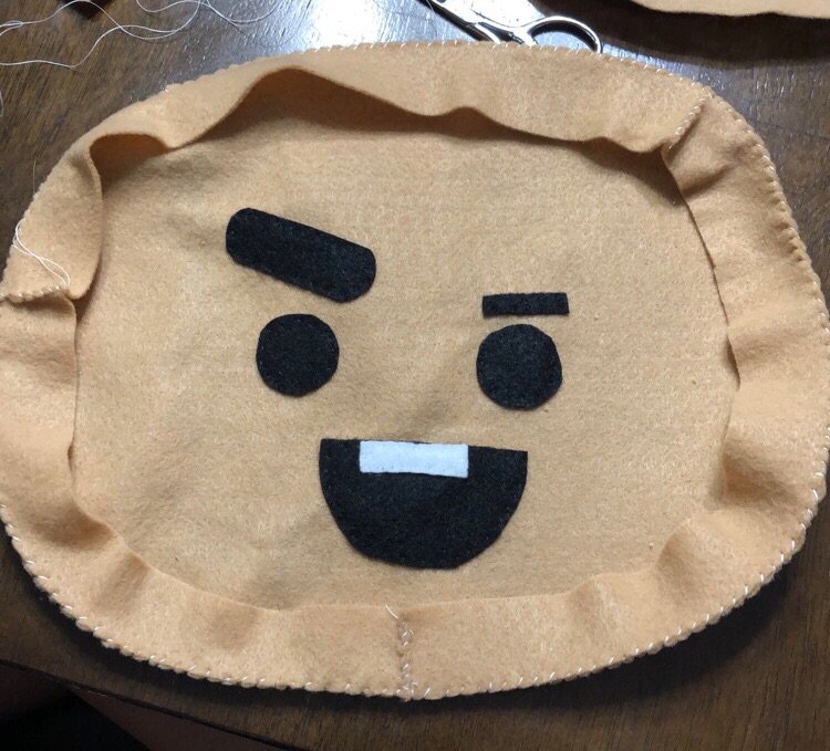 shooky pillow