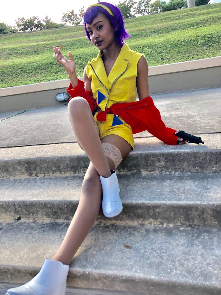 MiniMiniCon Faye Valentine Cosplay Amino