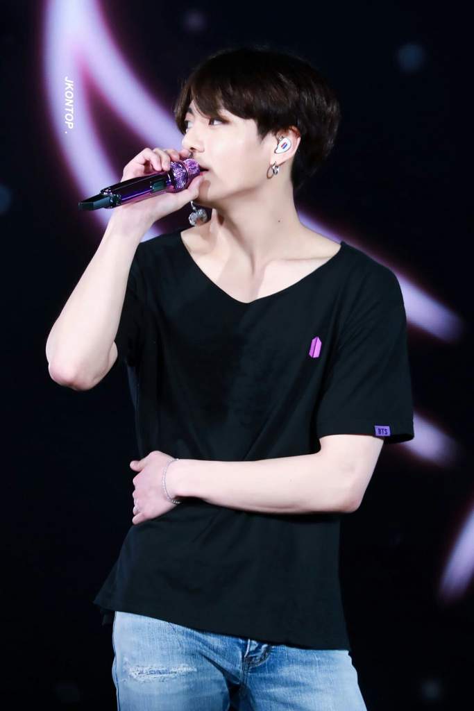 Speak Yourself' Tour in Los Angeles, Rose Bowl Stadium D1 | Jungkook ...