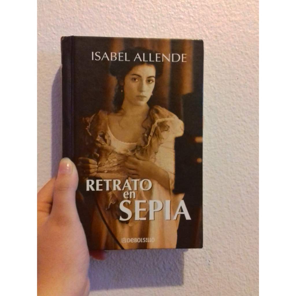 Resena Opinion Retrato En Sepia Libros Amino