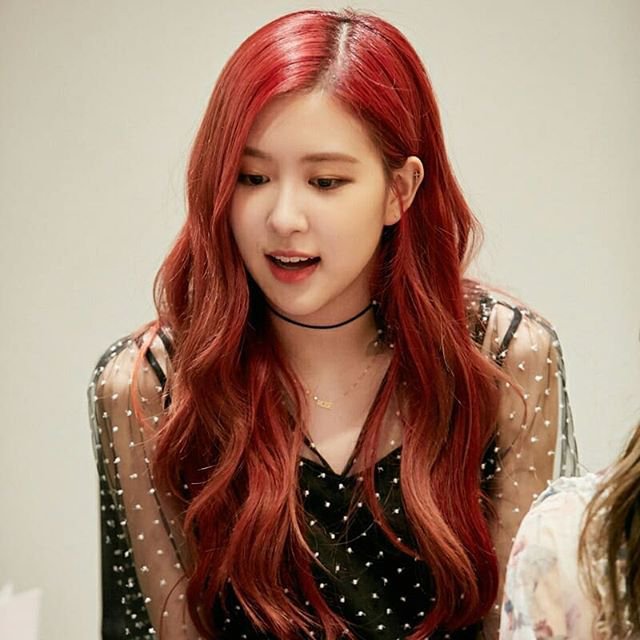 Blackpink Rosé red hair | Blackpink - 블랙핑크 Amino