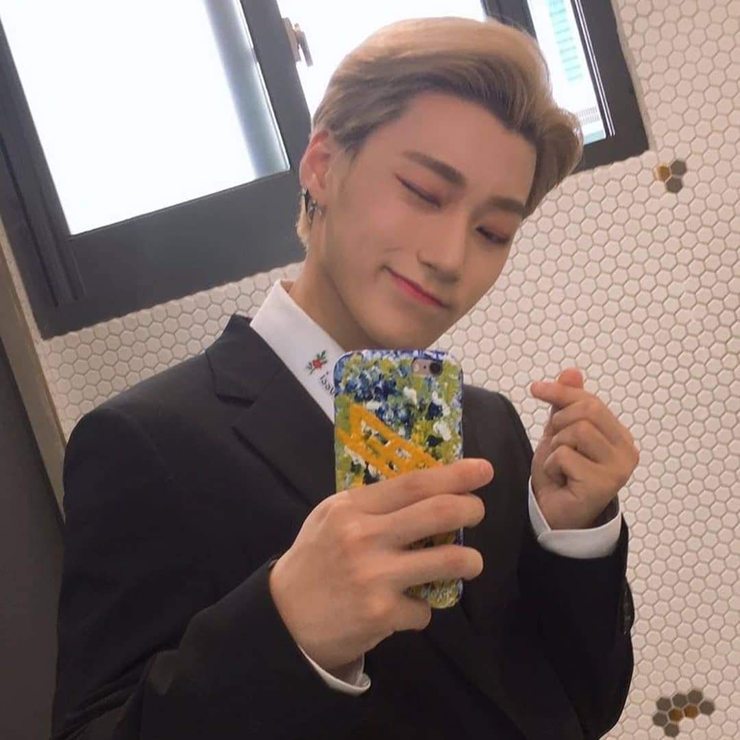 San in a suit 💥 | ATEEZ 에이티즈 AMINO Amino