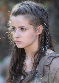 Athena kom Ouskejon Kru | Wiki | The 100 Amino