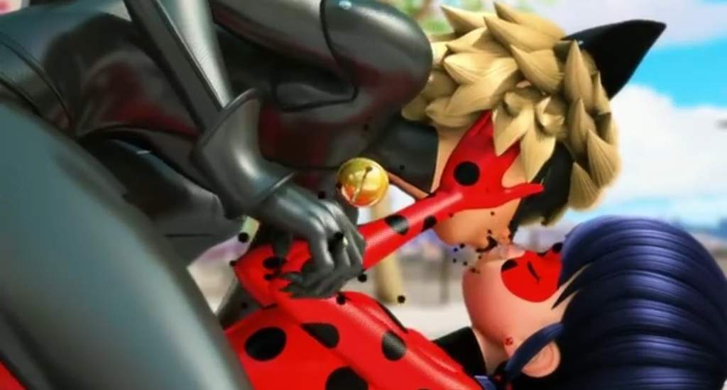 My Favorite Part Wen Ladybug First Time Kiss Chat Noir