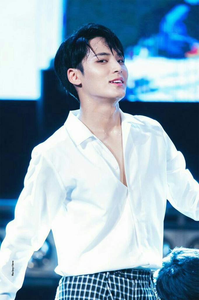 Mingyu sexy | SEVENTEEN Español Amino