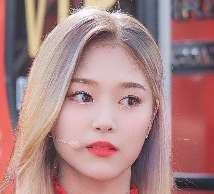 BLONDE HYUNJIN! TOTAL GAME CHANGER! | LOOΠΔ Amino Amino