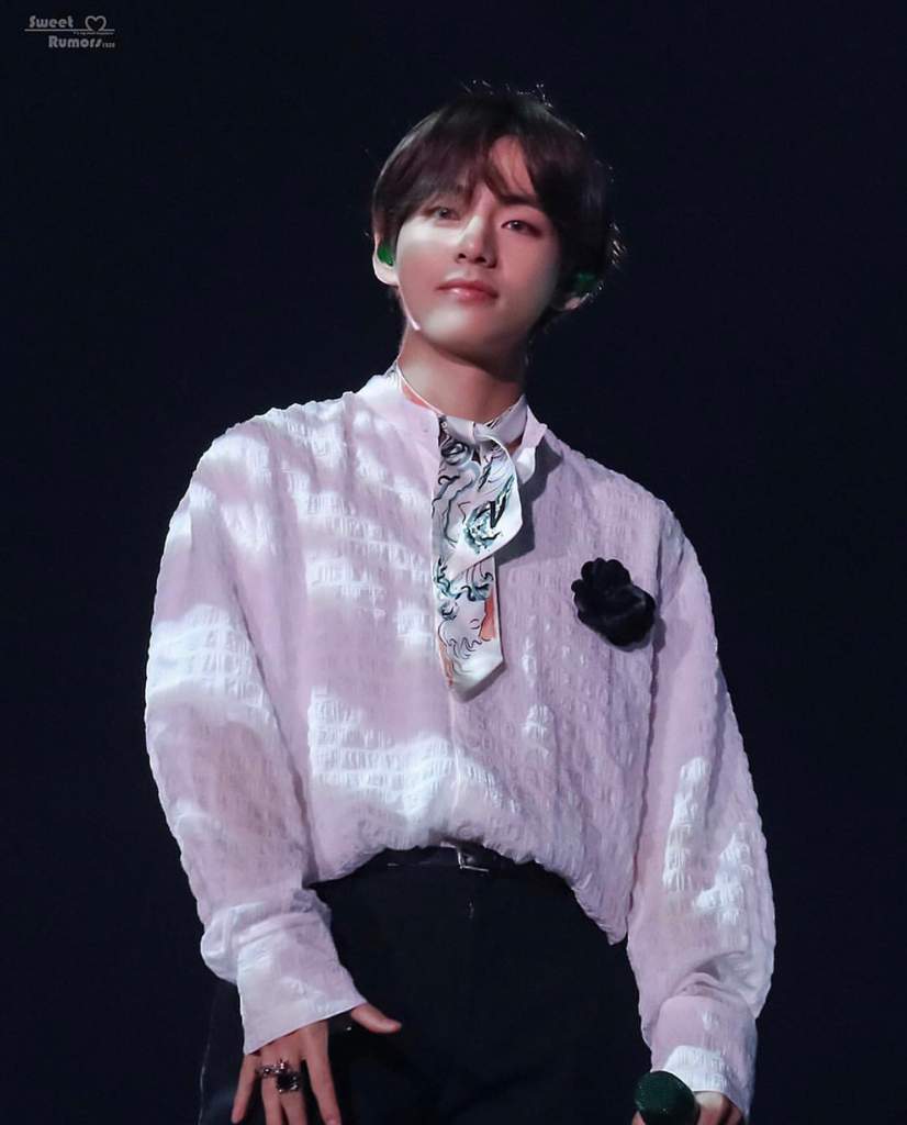 Taehyung At Bts Th Muster In Busan Kim Taehyung Amino