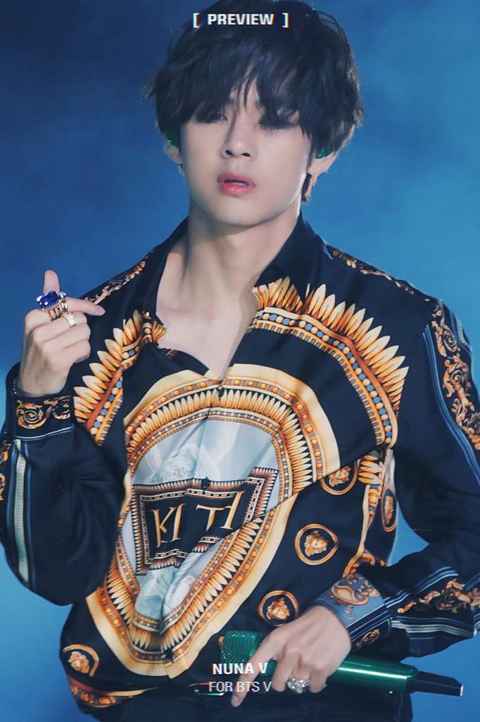 Taehyung At BTS 5th Muster in Busan | Kim Taehyung Amino