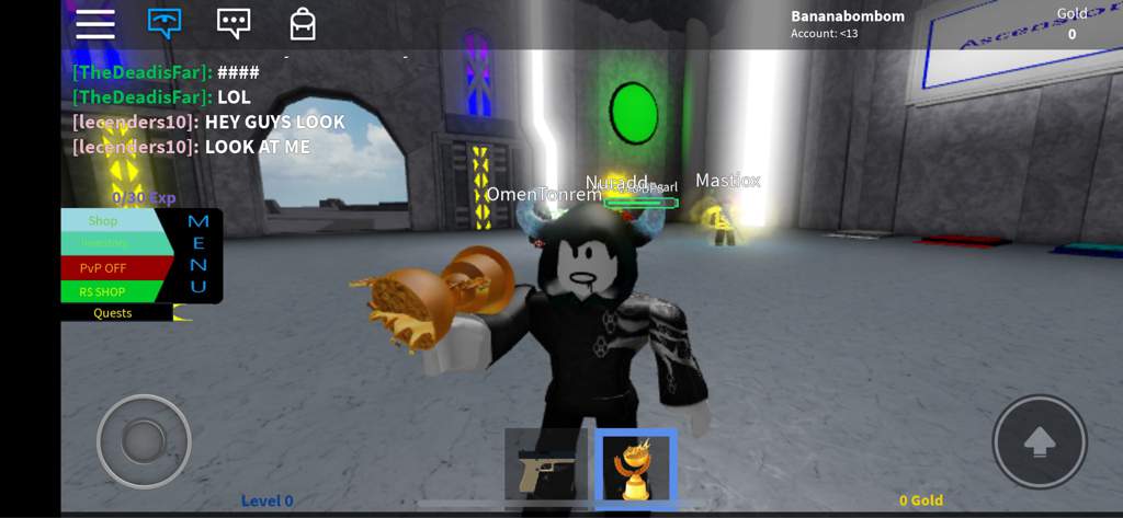 Omg строю что бы выжить опасное торнадо в roblox