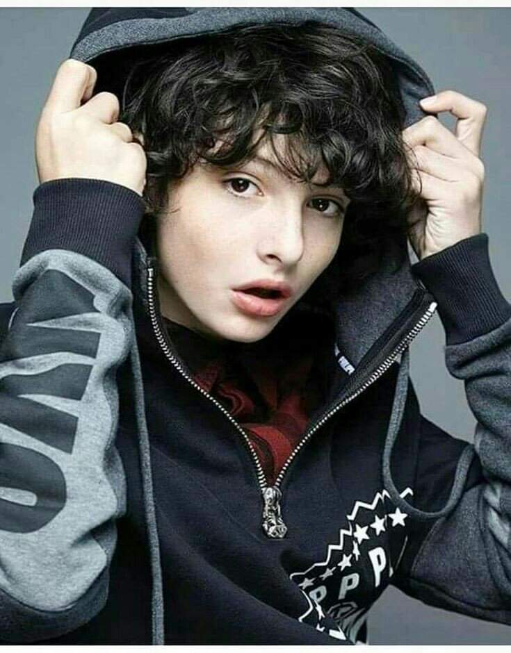 Finn Wolfhard (Mike) | Stranger Things Amino {BR} Amino