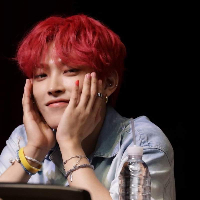 Hongjoong Icons | ATEEZ 에이티즈 AMINO Amino