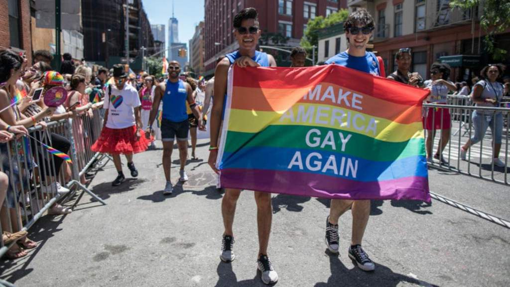 Funny gay people pictures
