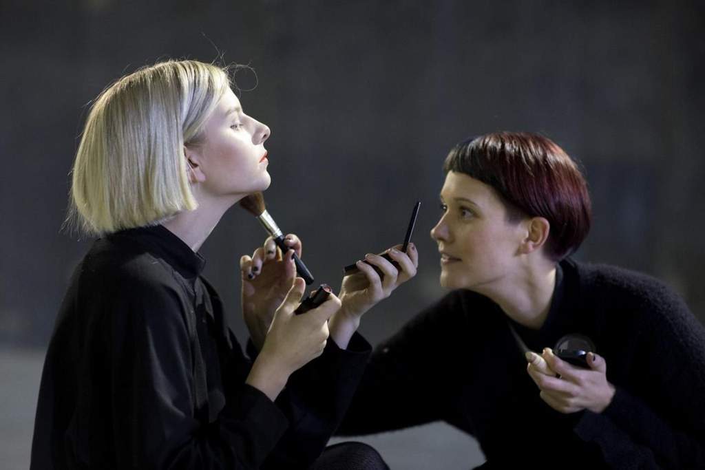 AURORA y Viktoria Aksnes fotografías por Frank Johnsen de Bergens Tidende | 30.08.2014 | Bergen