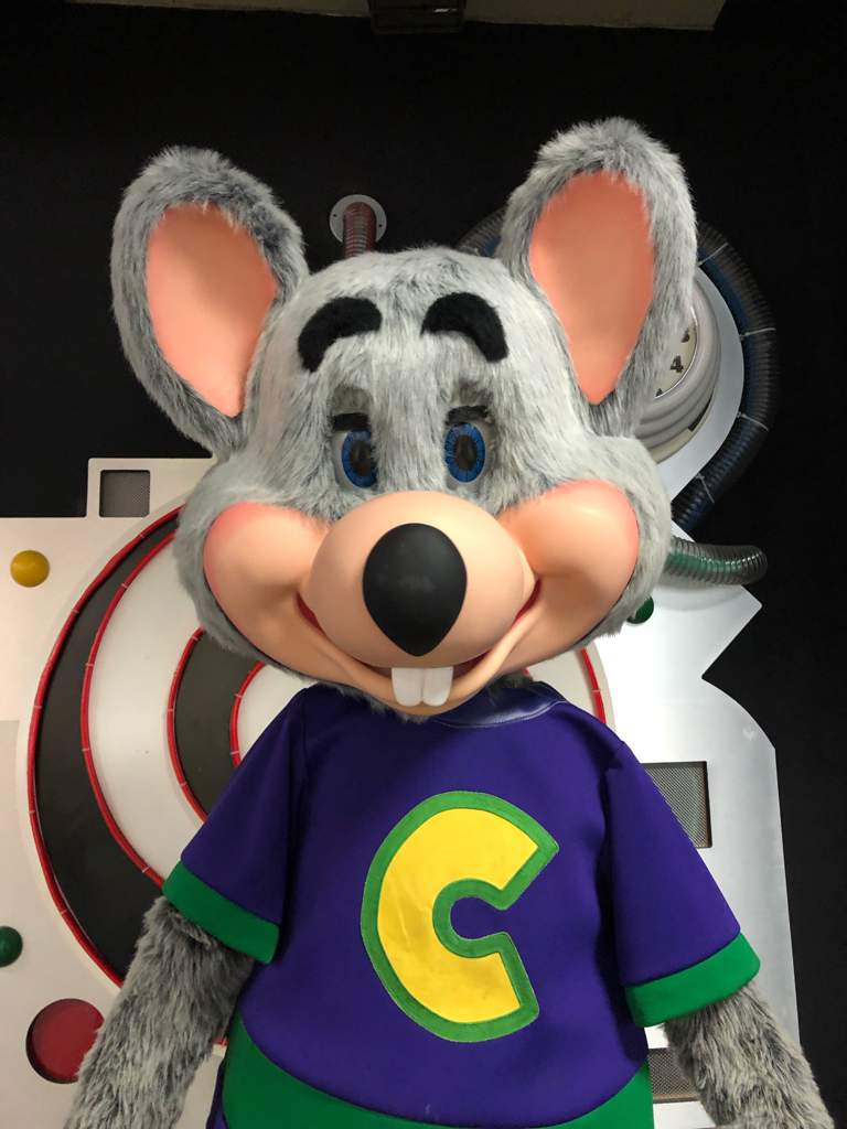 My Date With Egon at CEC | Chuck E Cheese's Amino Amino