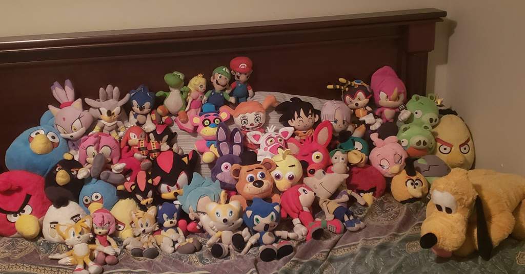 sonic the hedgehog plush collection