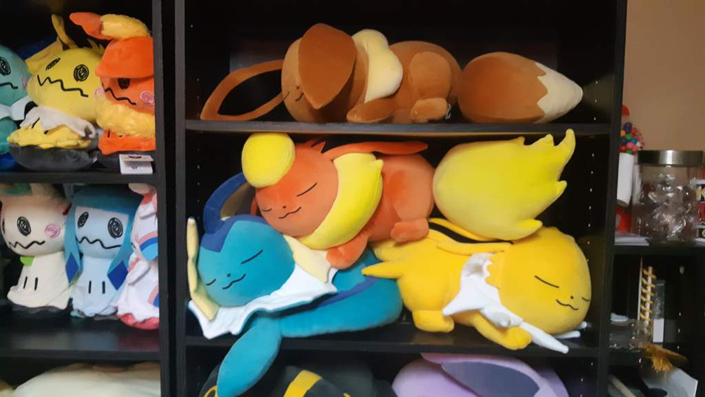 sleeping eeveelutions plush