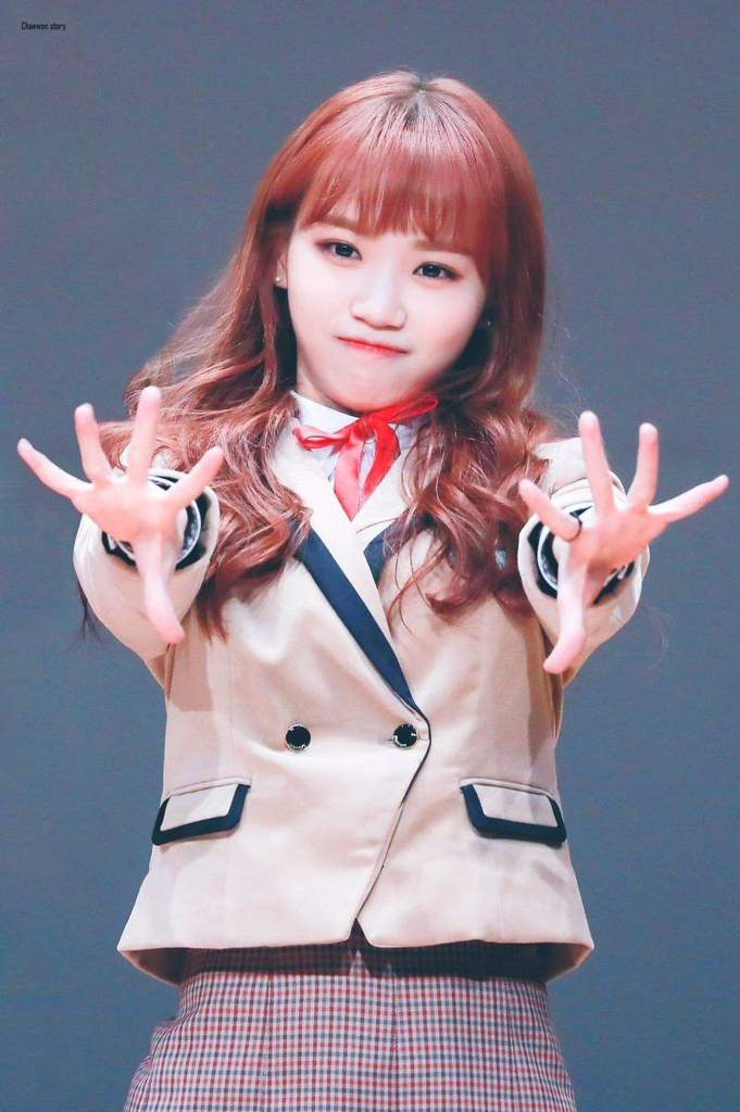 Fairy Radish Queen Kim Chaewon🧚‍♀️ | K-Pop Amino