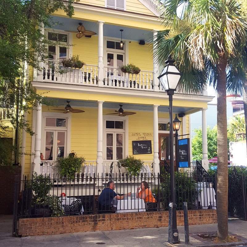 Poogan’s Porch Haunting in Charleston, South Carolina | Paranormal Amino