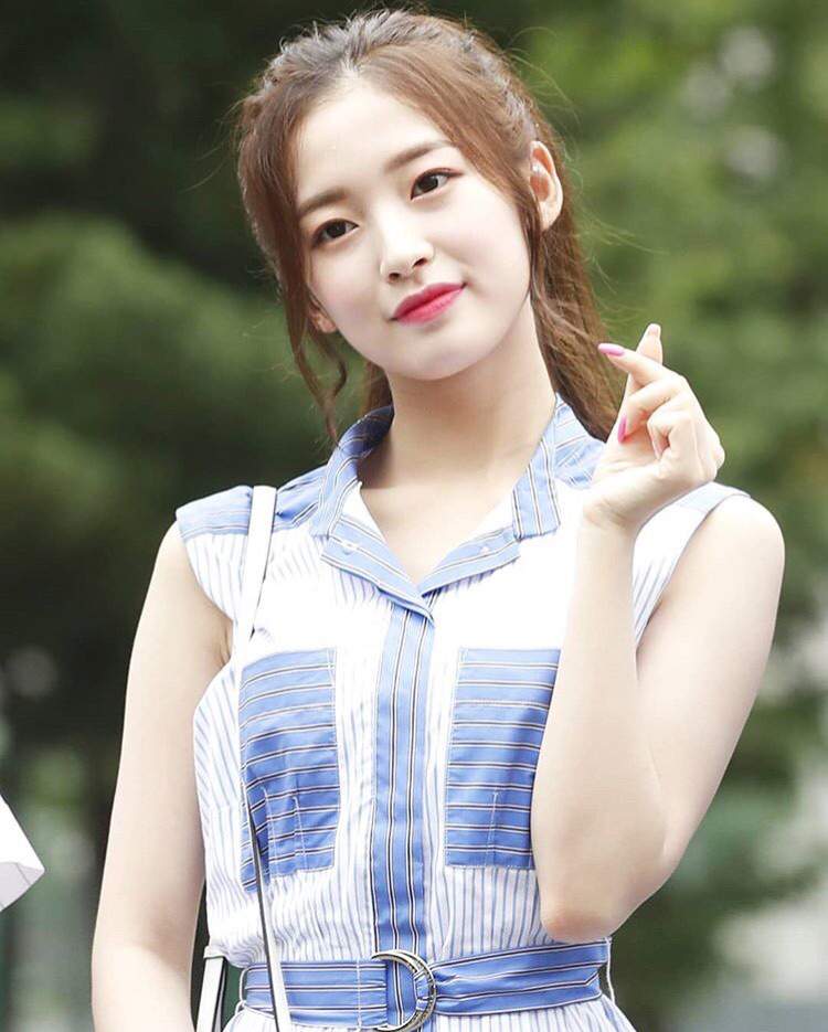 Recent photos of Arin | Oh My Girl [오마이걸] Amino