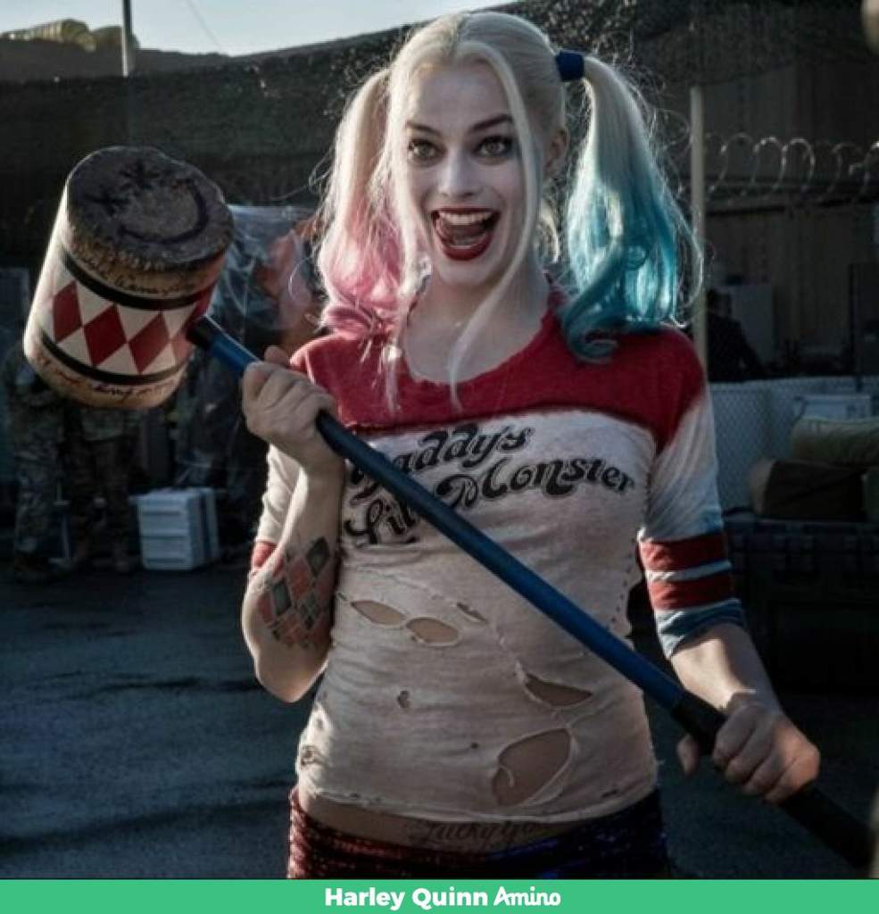 My mom | Harley Quinn Amino