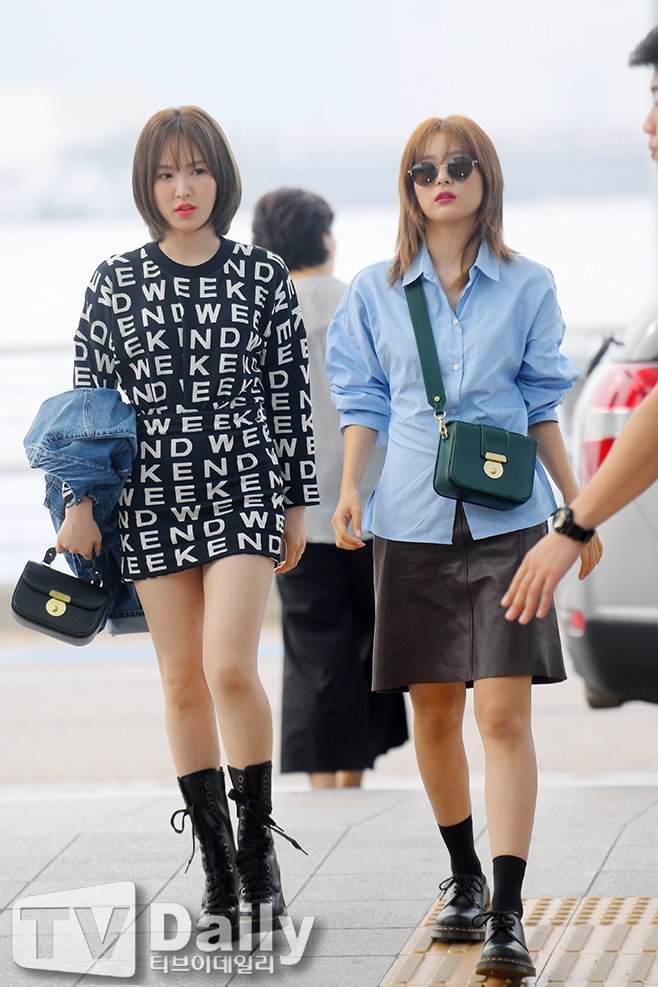 Wendy and Seulgi are off to New York for a photoshoot. | Red Velvet Amino