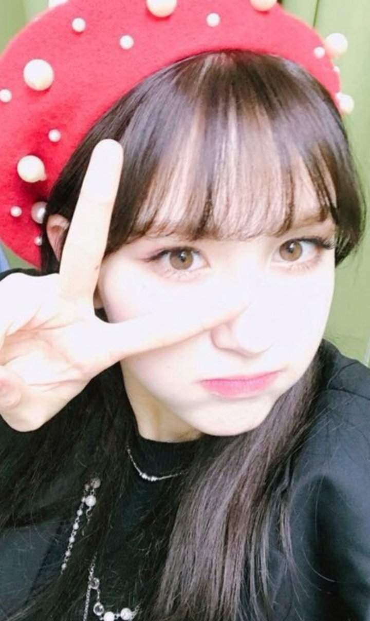 Somi looks so cute in Bangs 😍 | Jeon Somi [전소미] Amino