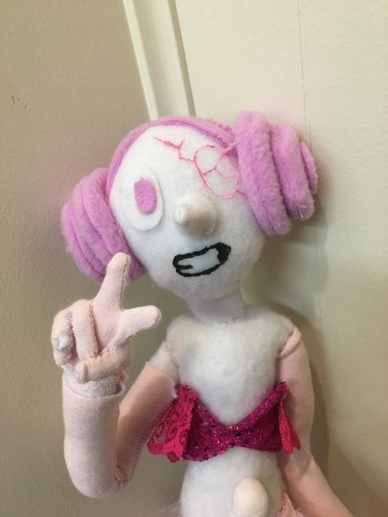 Featured image of post Steven Universe Pink Pearl Plush Pearl is a fictional character from the animated television series steven universe created by rebecca sugar