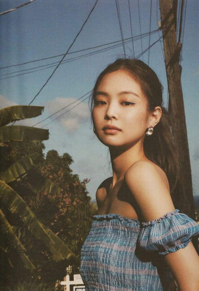 [ NEWS TEAM ] [SCAN] Jennie Photos from BLACKPINK Summer Diary 2019 in ...