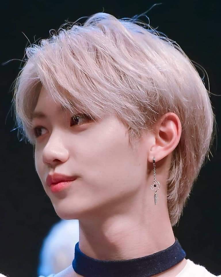 FELIX CUMPLEAÑOS LEE FELIX!!!!! | •K-Pop• Amino