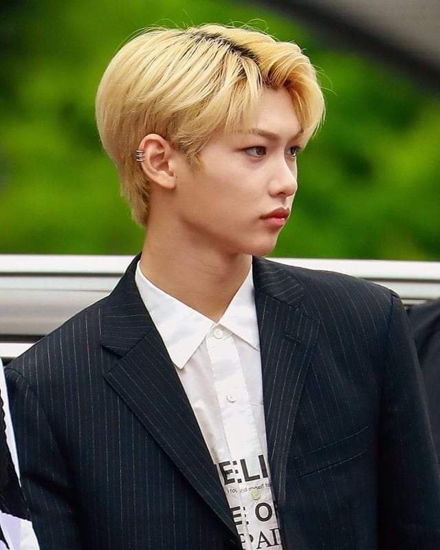 FELIX CUMPLEAÑOS LEE FELIX!!!!! | •K-Pop• Amino