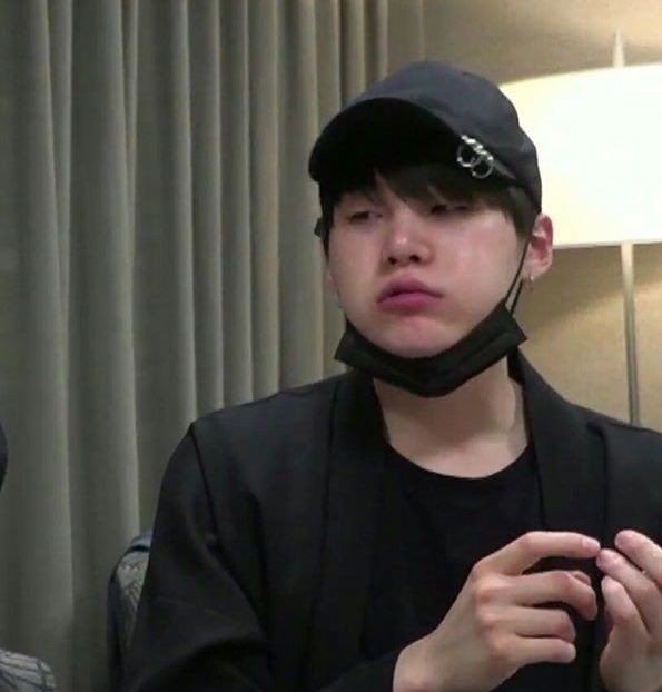 yoongi's cheeks look /so/ soft I'm T^T | ARMY's Amino