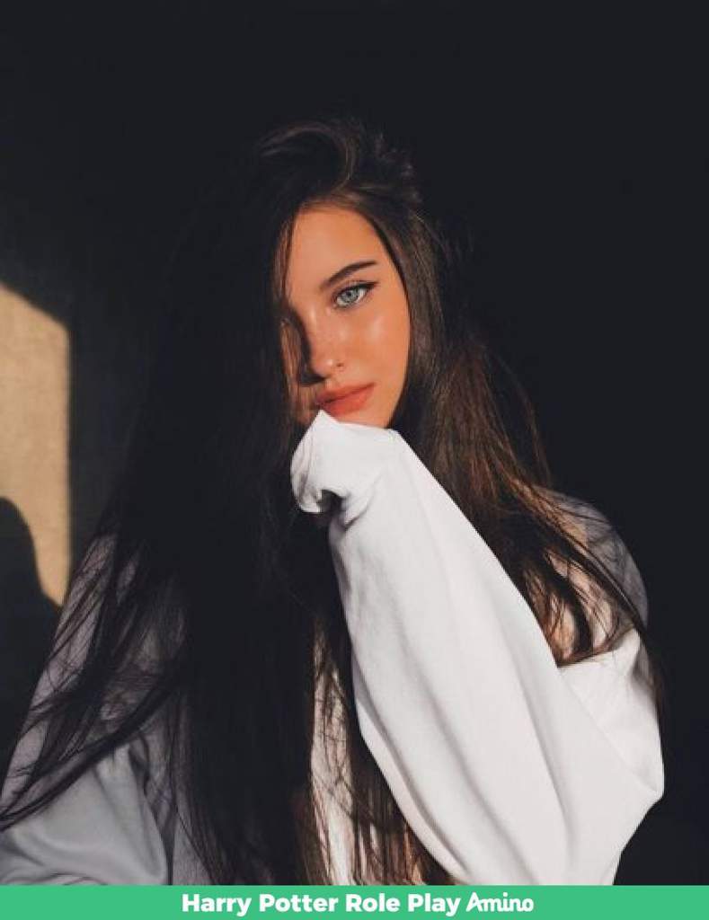 Riley Isabella Johnstone | Wiki | Harry Potter Role Play Amino