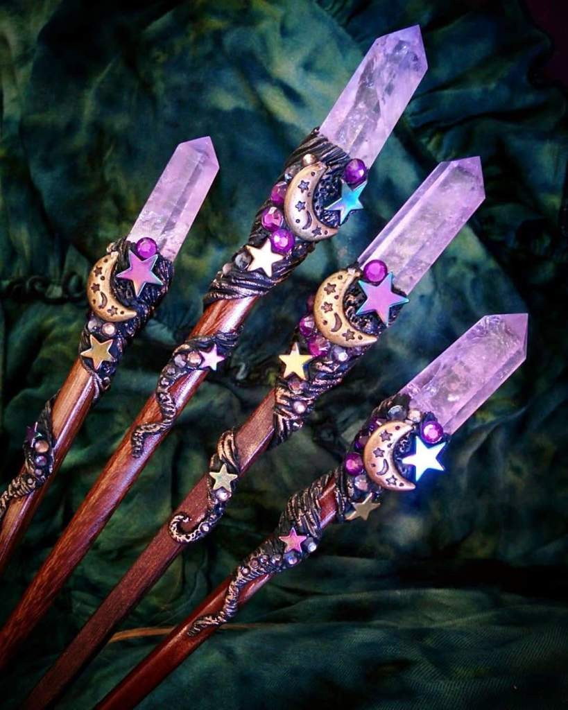 DIY Crystal Wands World of Magick⛥ Amino