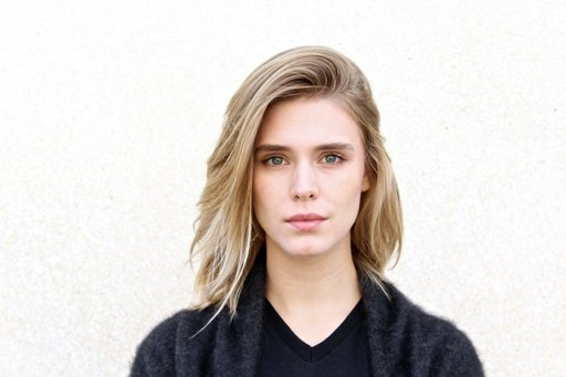 Gaia Weiss - Wikipedia, la enciclopedia libre